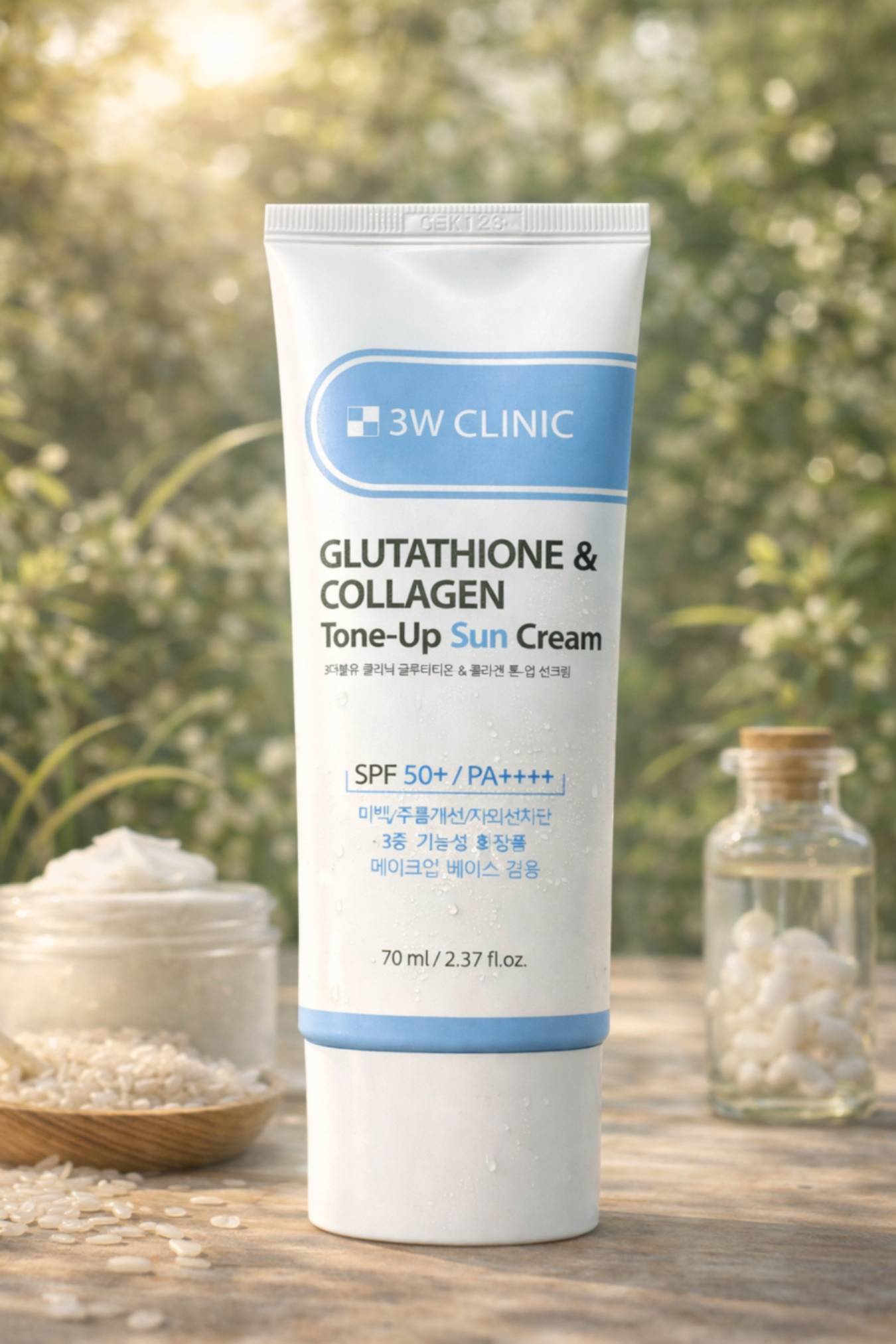 3W Clinic Glutathione & Collagen Tone-Up Sun Cream